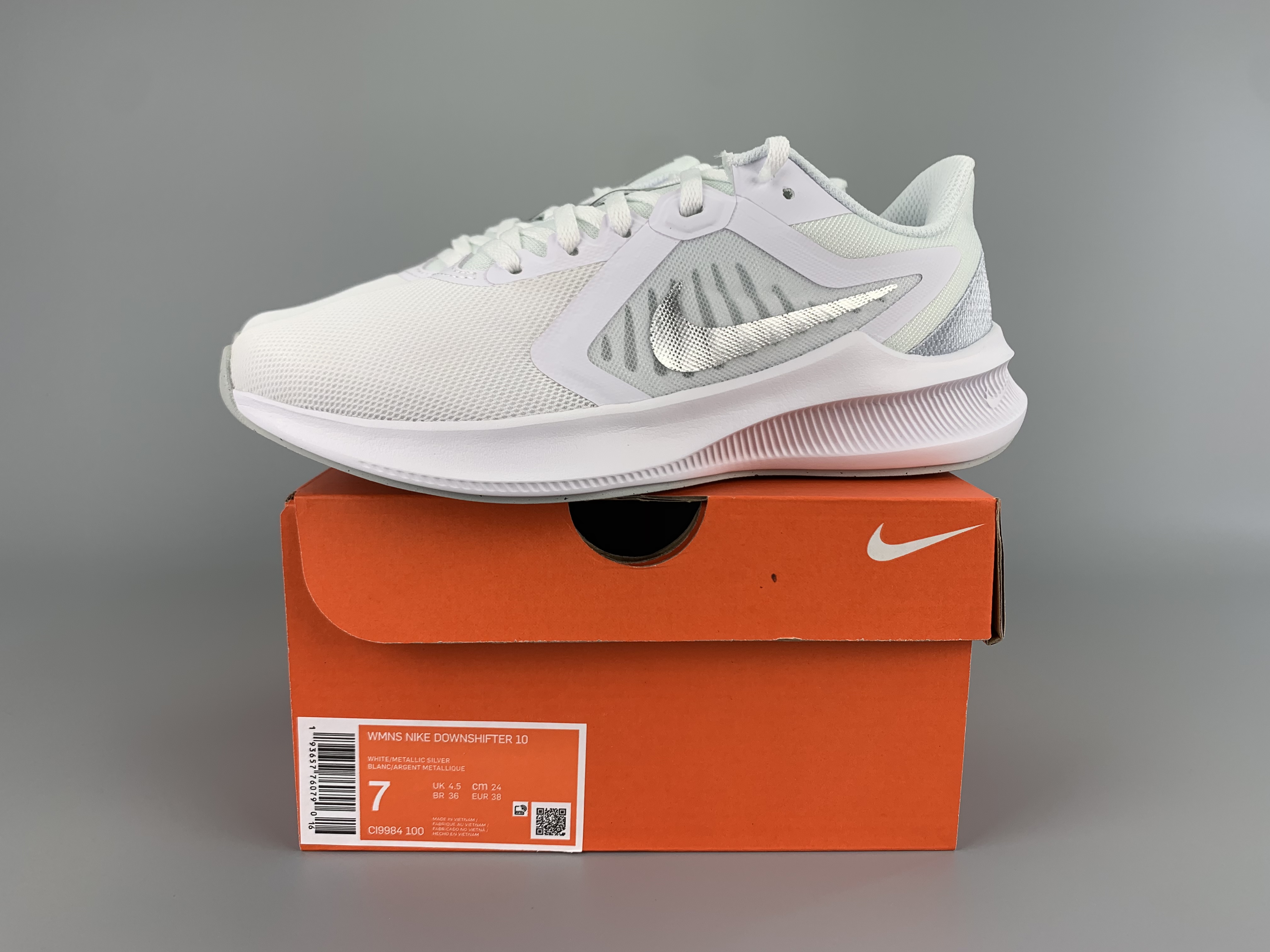 Nike Air Zoom Pegasus 10 White Silver Shoes